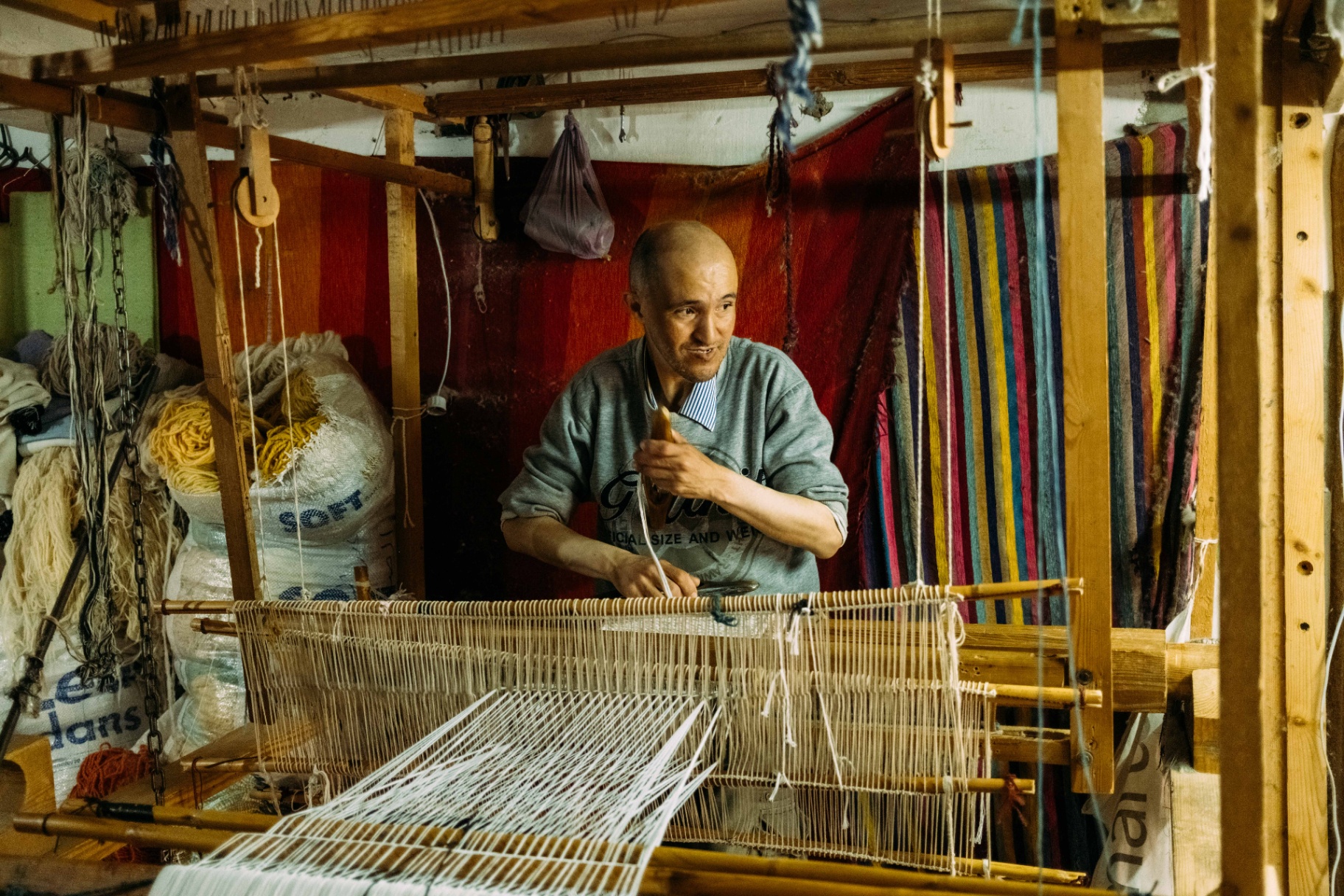 Tisserand dans la médina d'Essaouira